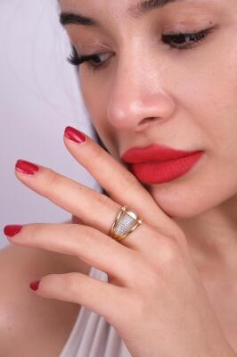 14 Ayar Altın Özel Tasarım Beyaz Taşlı Mars Yüzük - Mars Kuyumculuk